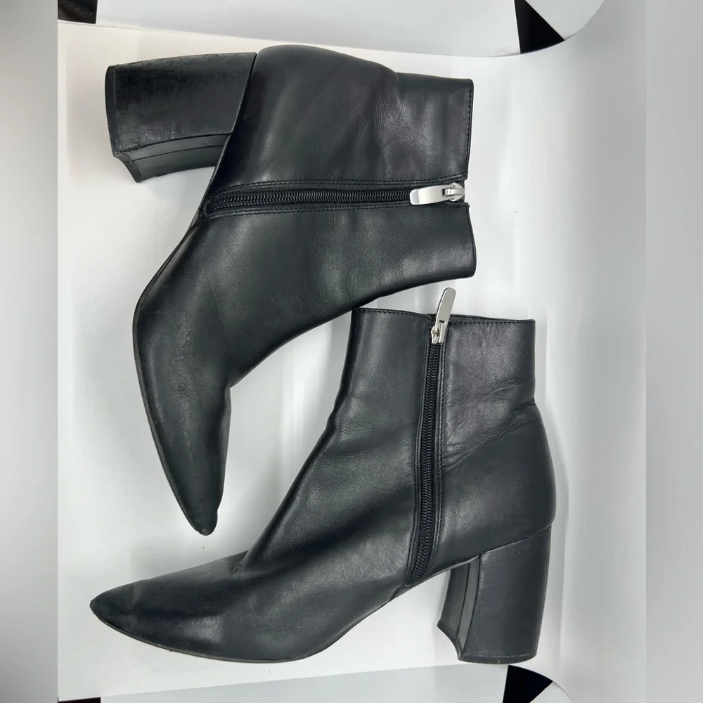 Steve Madden Black Leather Block Heel Ankle Boots Booties Sz 9 - Picture 8 of 11